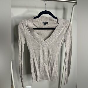 Express Cream V-Neck Sweater Soft Knit Classic size XS
